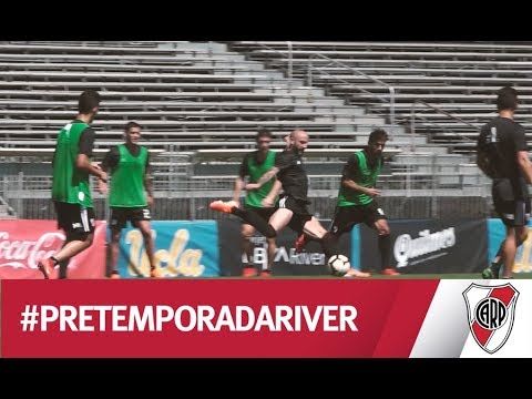 Javier Pinola River Plate