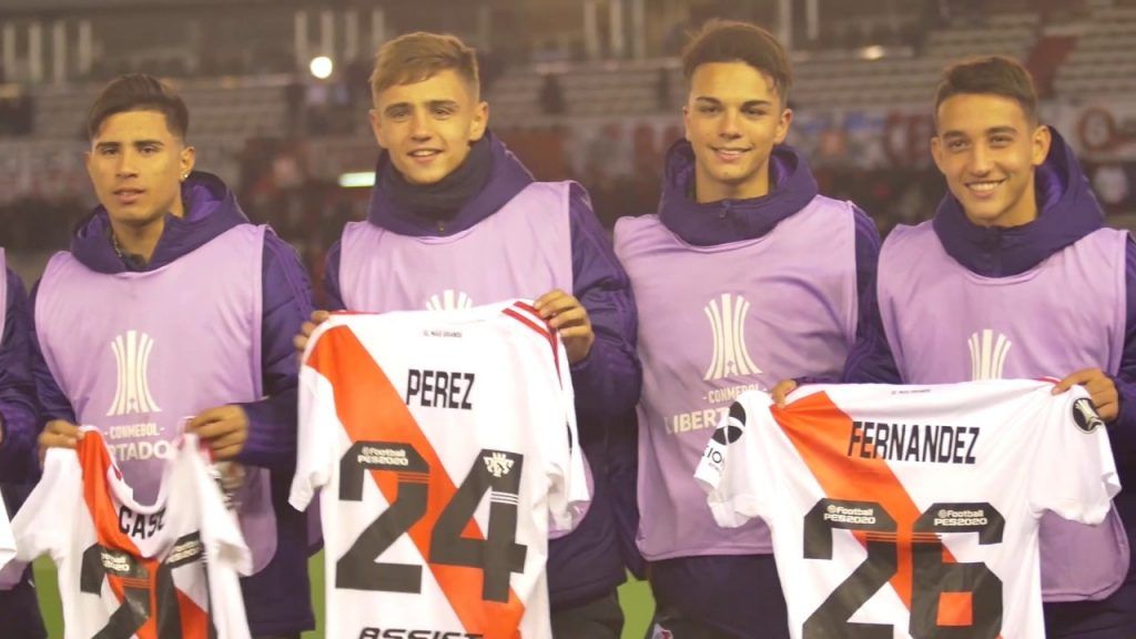 alcanzapelotas Marcelo Gallardo