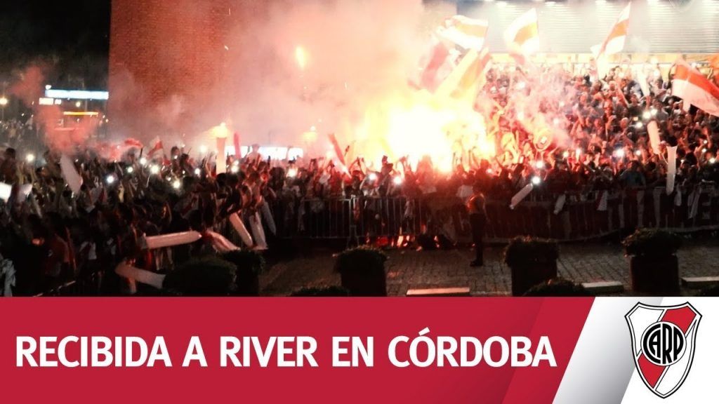 (VIDEO) ¿Qué es River para vos? ¡Córdoba recibió a River con pura fiesta!