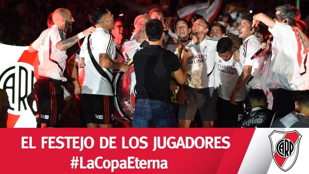 (VIDEO) ¡A PURO BAILE! Mirá el festejo de los jugadores en la madrugada del 9/12