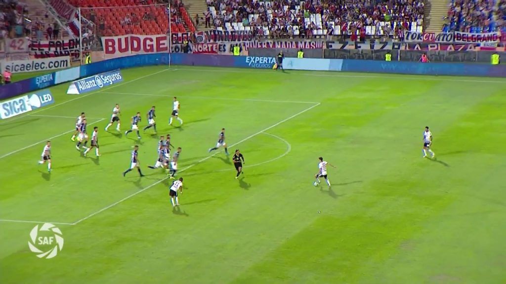 (VIDEO) Nico De La Cruz, especialista en pases-gol
