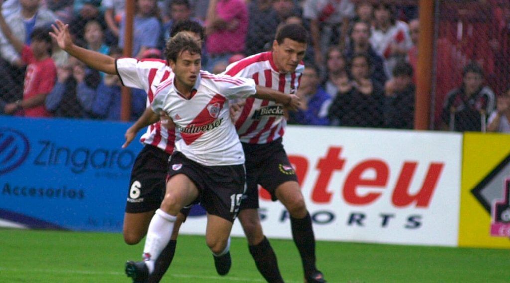 River – Estudiantes LP por la Superliga Argentina: árbitro, formaciones y TV en Vivo
