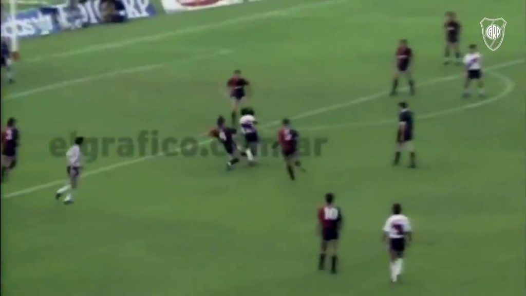 (VIDEO) ¿Qué le hubiese dicho Gallardo a Marcelo en el día de su debut?