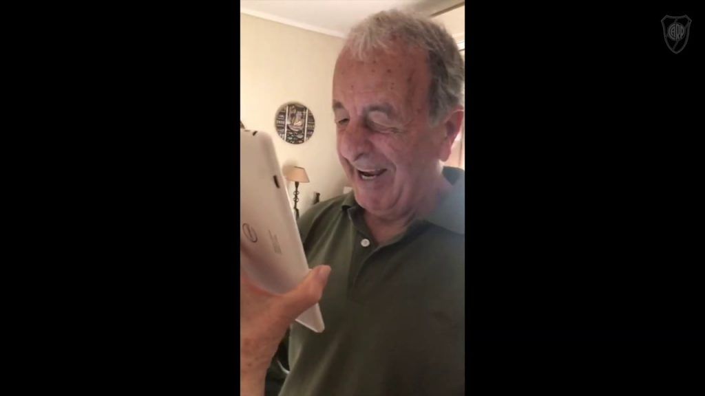 (VIDEO) Cuando la HISTORIA llama a tu teléfono