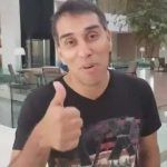 Pipino Cuevas manda saludos.