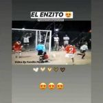 Enzo Pérez jugando al baby fútbol.