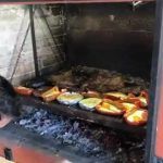 Oso a la parrilla.