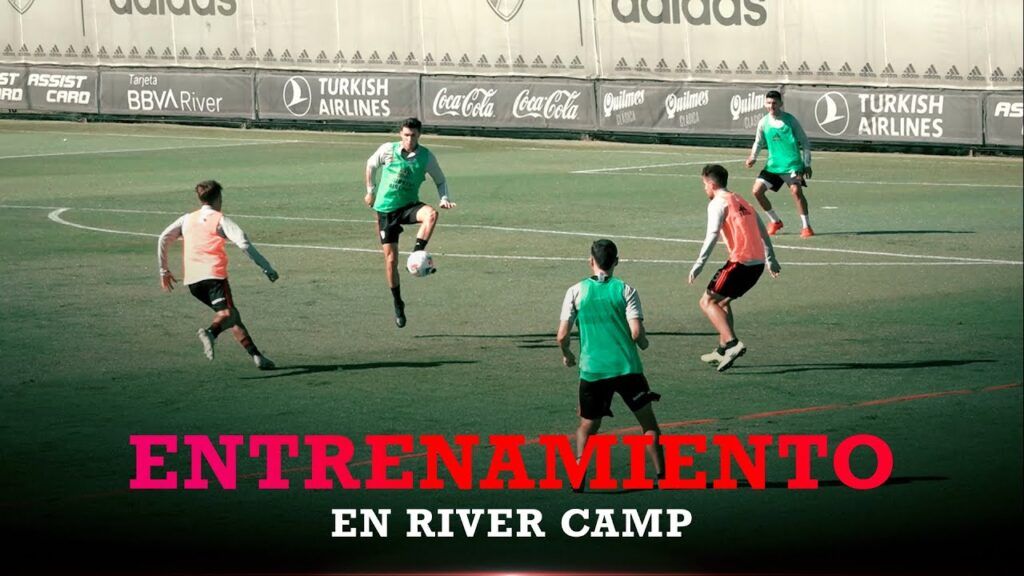 (VIDEO) Mañana de fútbol en campo reducido