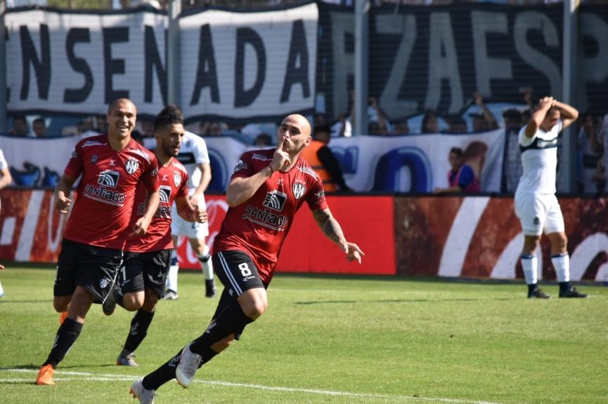 River desea un Feliz Año Nuevo Chino