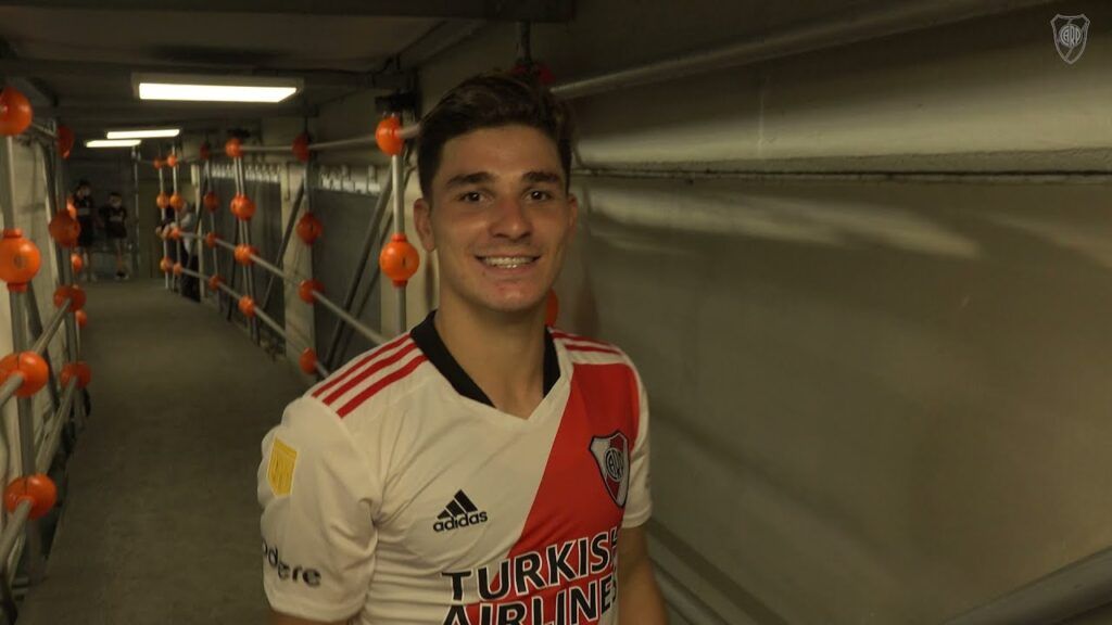 (VIDEO) 🎬 Noche de fútbol y goles en casa [👀 Lo que no viste de RIVER 4 – PATRONATO 1]