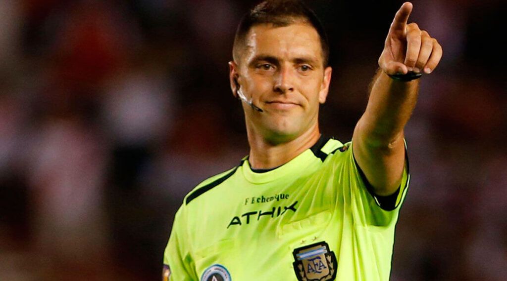 fernando echenique arbitro river newell´s liga profesional 2022