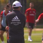 (VIDEO) Bajo la mirada del #MuñecoEterno 💖 | Entrenamiento en River Camp ⚽
