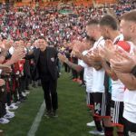 (VIDEO) 𝗥𝗘𝗦𝗣𝗘𝗧𝗢 👏 Pasillo de honor y despedida a Marcelo Gallardo