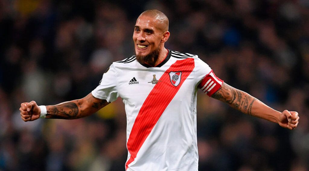 jonathan maidana acordo su renovacion de contrato con river